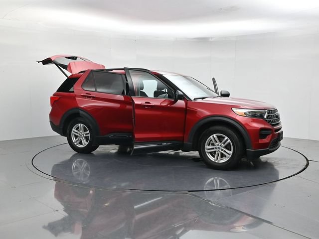 Certified 2023 Ford Explorer XLT RWD image 53