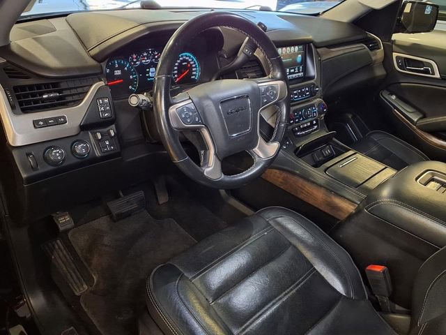 Used 2018 GMC Yukon Denali w/ Denali Ultimate Package AWD/4WD image 4