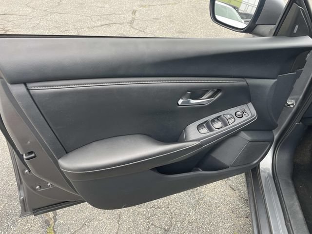 Used 2024 Nissan Sentra SV FWD image 18