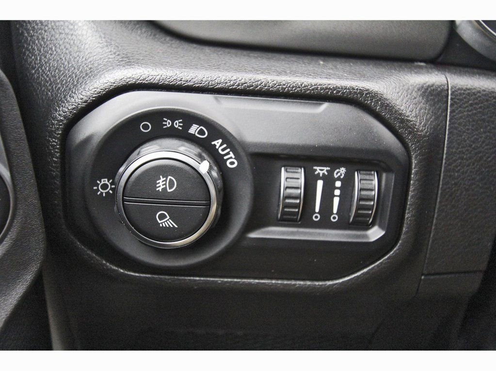 Used 2022 Jeep Gladiator Rubicon w/ Trailer Tow Package image 19