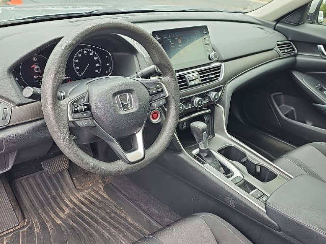 Used 2018 Honda Accord EX image 16