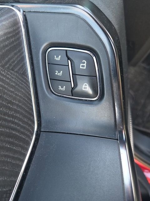 Certified 2023 Ford F150 Platinum w/ Equipment Group 701A High image 25