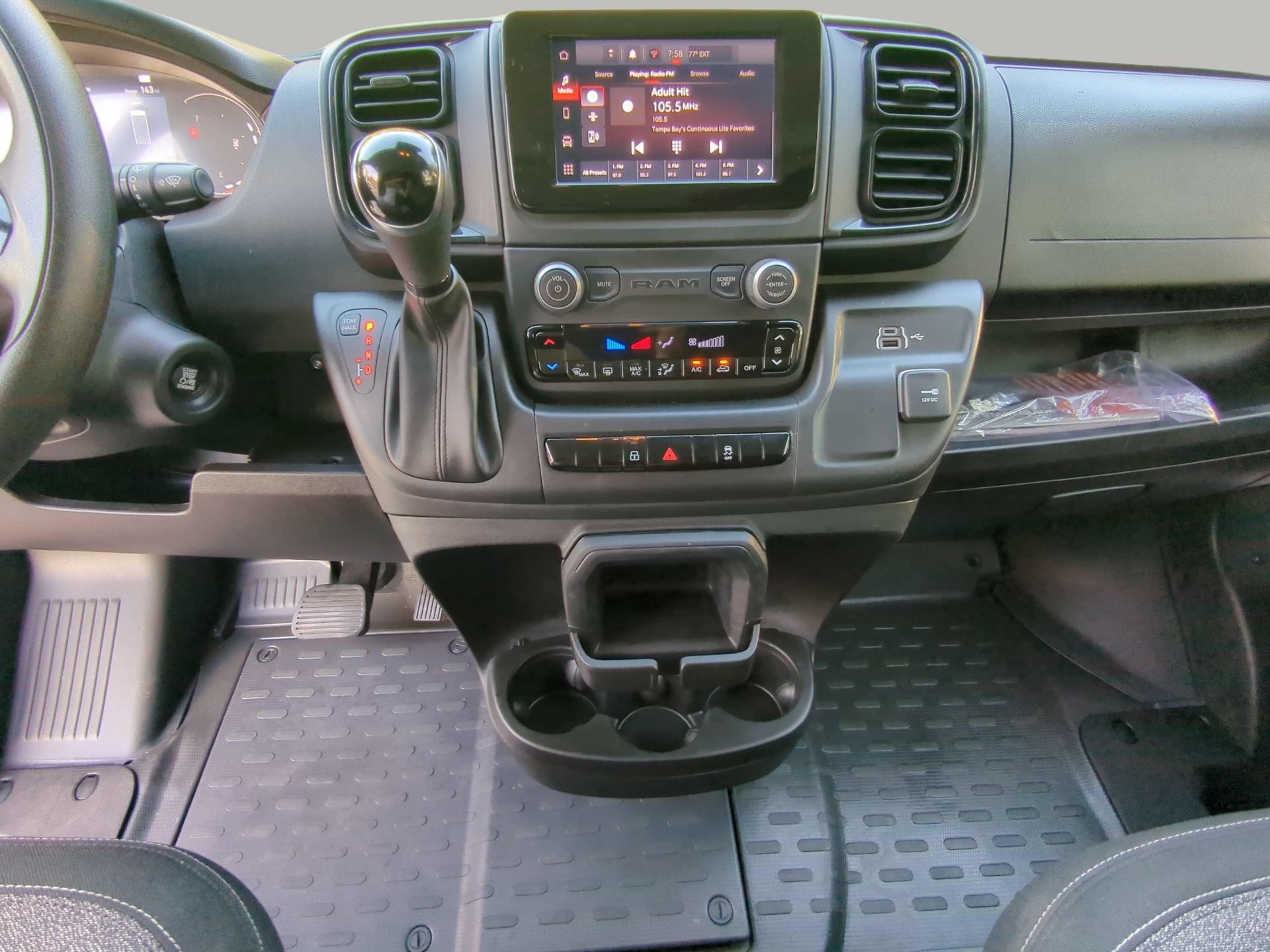 Used 2025 RAM ProMaster 2500 w/ U-Haul Equipment Group FWD image 51
