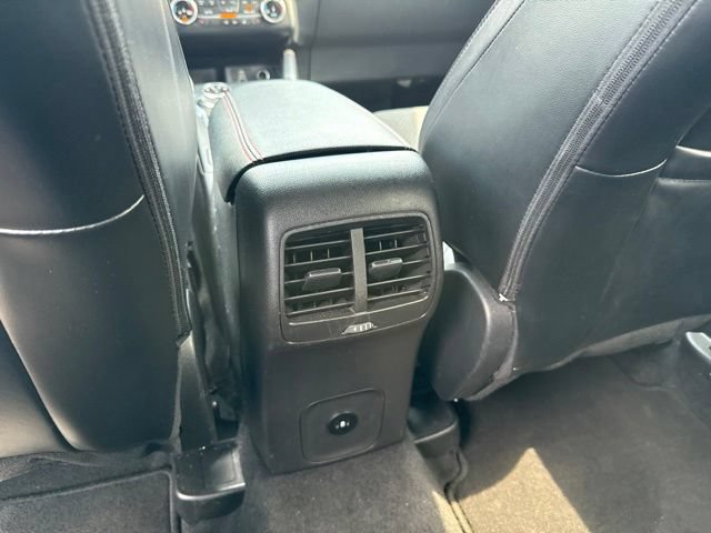 Certified 2024 Ford Escape ST-Line AWD/4WD image 18