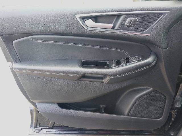 Certified 2018 Ford Edge Titanium w/ Canadian Touring Package AWD/4WD image 14