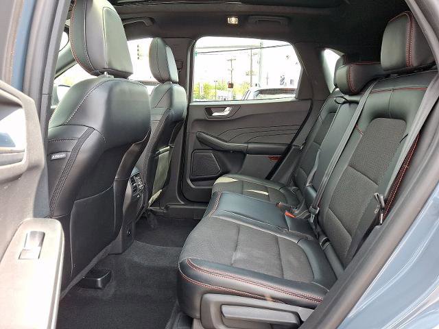 Certified 2023 Ford Escape ST-Line w/ Tech Pack #1 AWD/4WD image 10