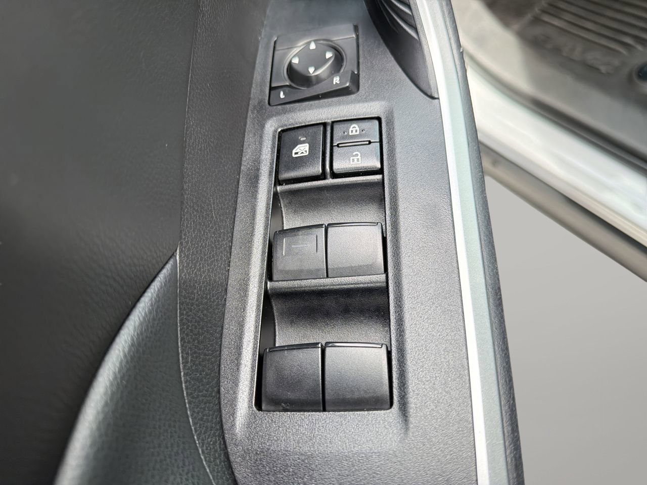 Used 2024 Toyota RAV4 LE FWD image 16
