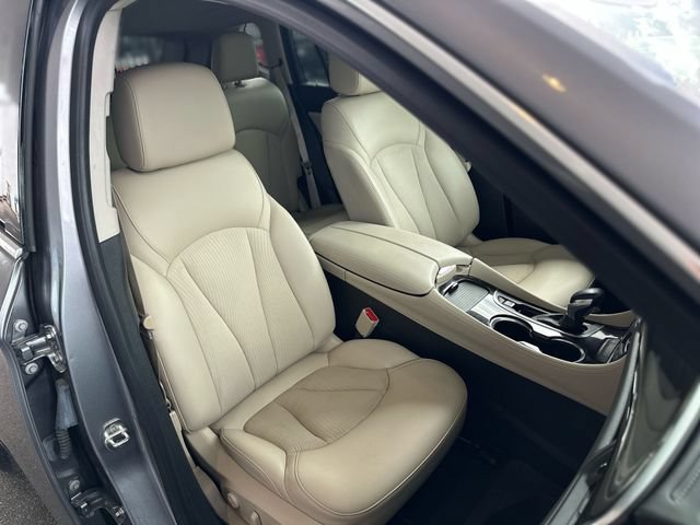 Used 2020 Buick Envision Preferred w/ LPO, Roadside Safety Package FWD image 26