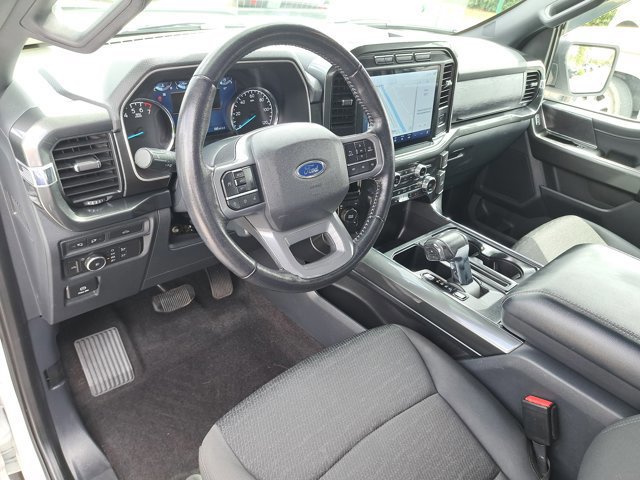 Certified 2021 Ford F150 XLT w/ Equipment Group 302A High image 18