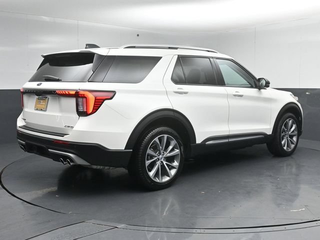 Certified 2025 Ford Explorer Platinum w/ Ultimate Package AWD/4WD image 7
