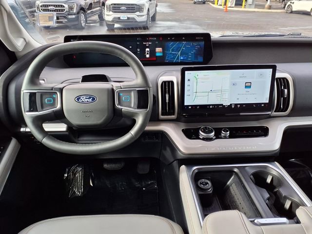 Certified 2025 Ford Expedition Active AWD/4WD image 15
