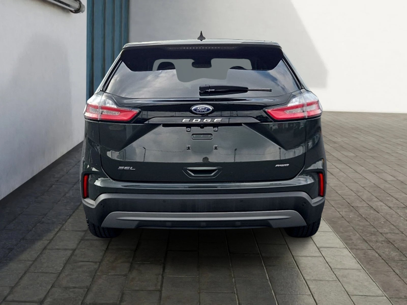 Certified 2023 Ford Edge SEL w/ Convenience Package AWD/4WD image 4