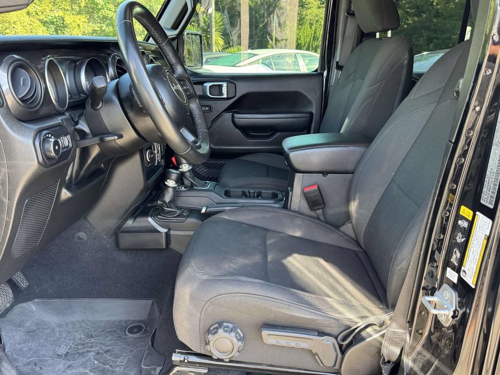 Used 2022 Jeep Wrangler Unlimited Sport AWD/4WD image 21