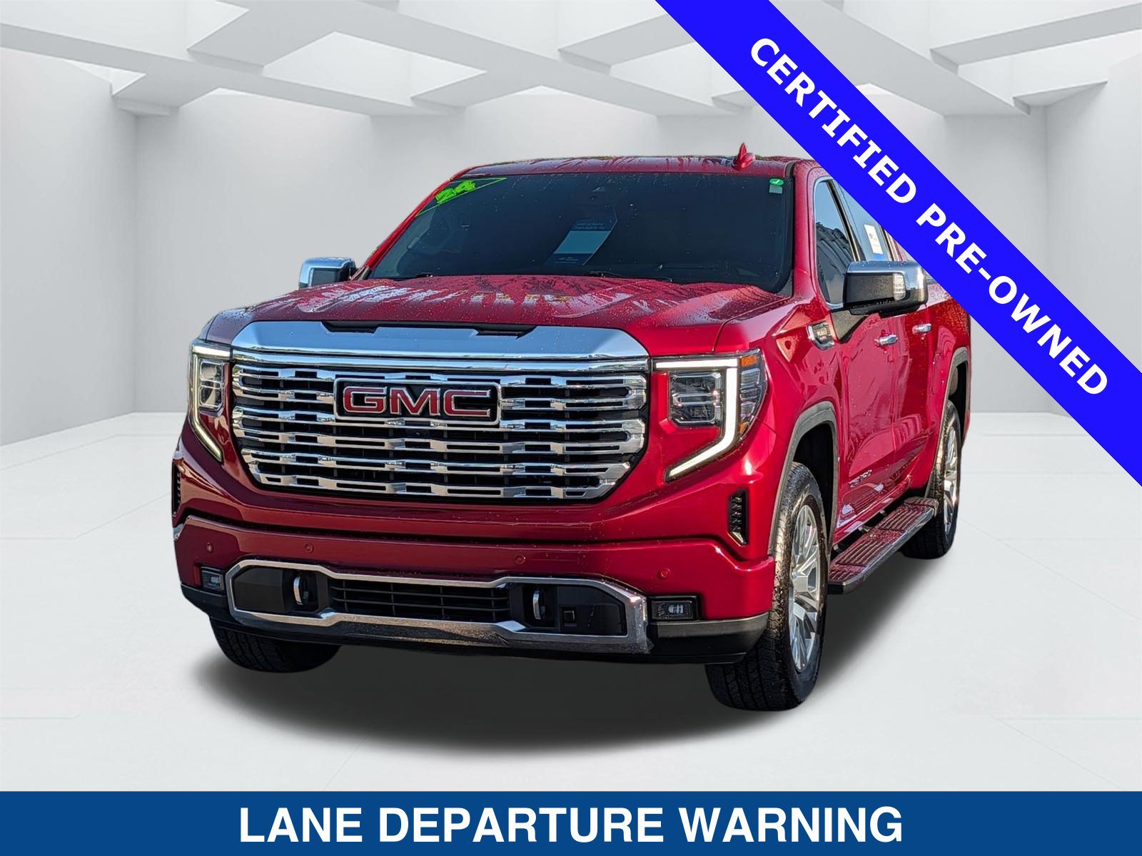 Used 2024 GMC Sierra 1500 Denali w/ Technology Package AWD/4WD image 8