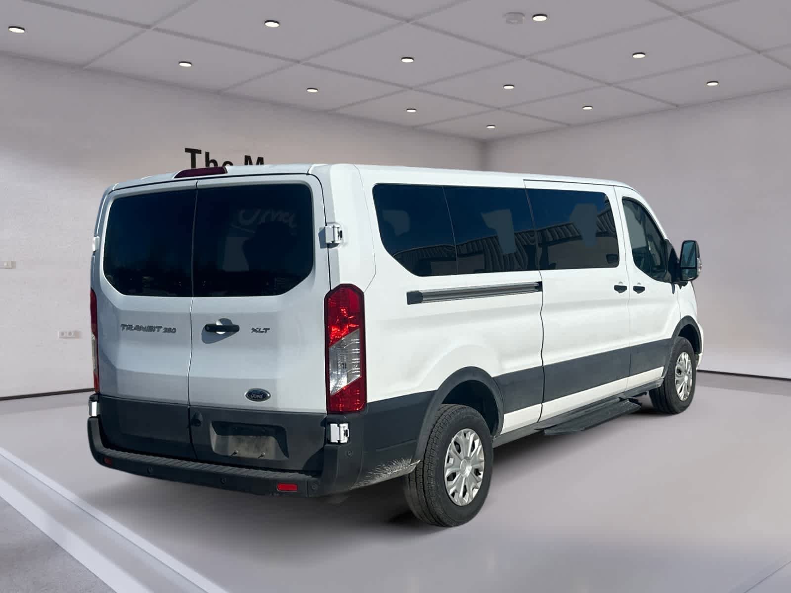 Certified 2023 Ford Transit 350 XLT RWD image 5