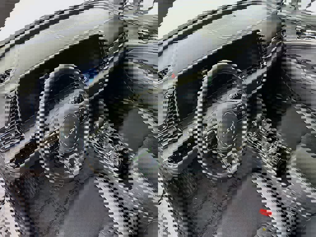 Used 2023 Kia Sportage X-Line w/ X-Line Premium Package image 9