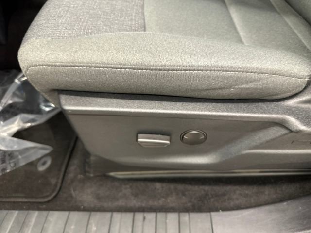 Certified 2025 Ford F150 XLT w/ Equipment Group 301A Standard image 29