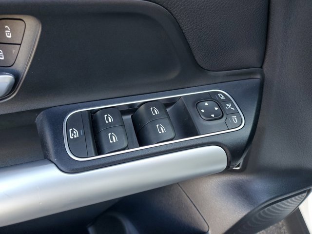 Used 2023 Mercedes-Benz GLA 250 4MATIC image 19