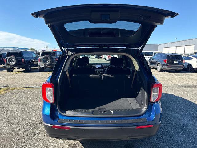 Certified 2022 Ford Explorer XLT image 11