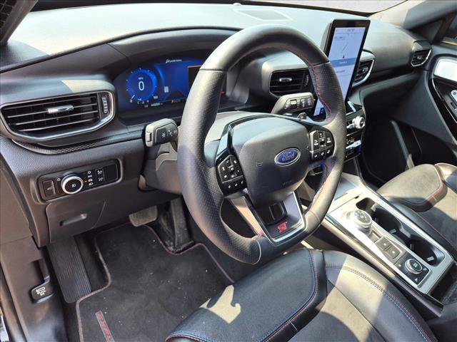 Certified 2024 Ford Explorer ST w/ Equipment Group 401A AWD/4WD image 10