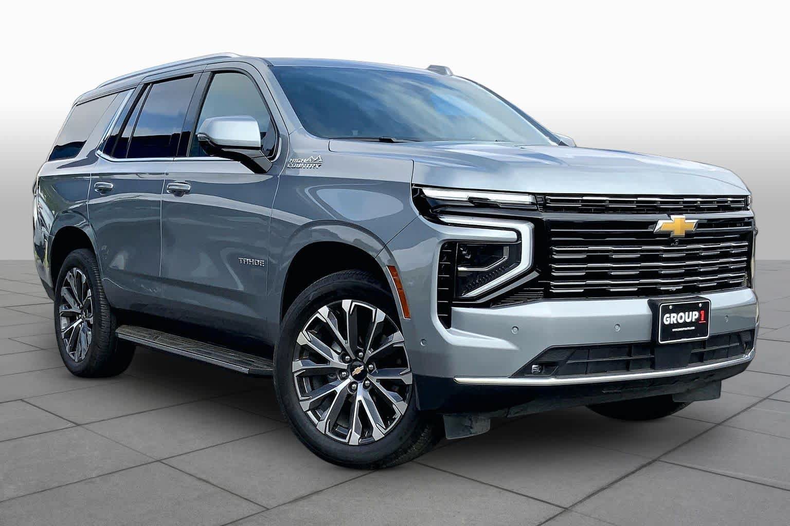 Used 2025 Chevrolet Tahoe High Country AWD/4WD image 4