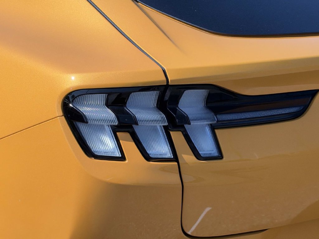 Certified 2022 Ford Mustang Mach-E GT AWD/4WD image 8