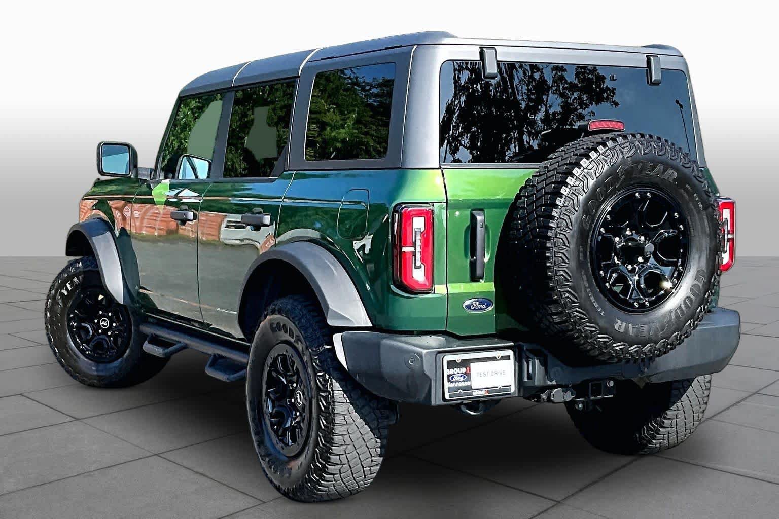 Certified 2024 Ford Bronco Wildtrak AWD/4WD image 12