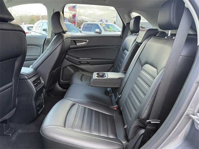 Certified 2024 Ford Edge SEL w/ Convenience Package image 9