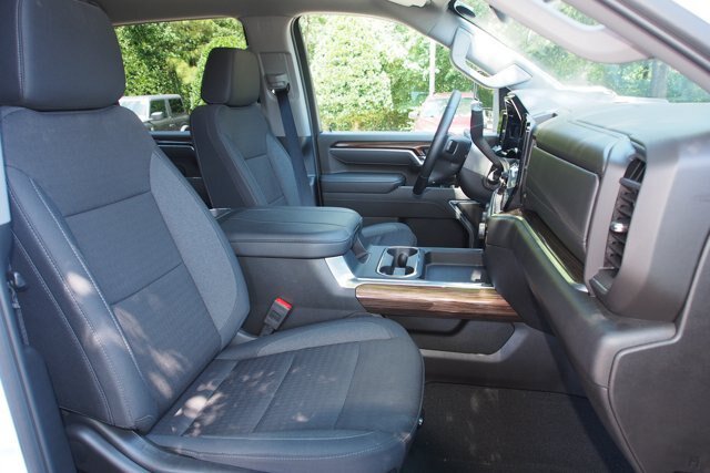 Used 2025 Chevrolet Silverado 2500 LT w/ All Star Edition AWD/4WD image 12