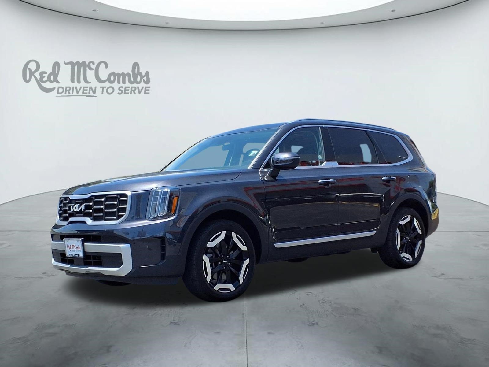 Used 2025 Kia Telluride S FWD image 1