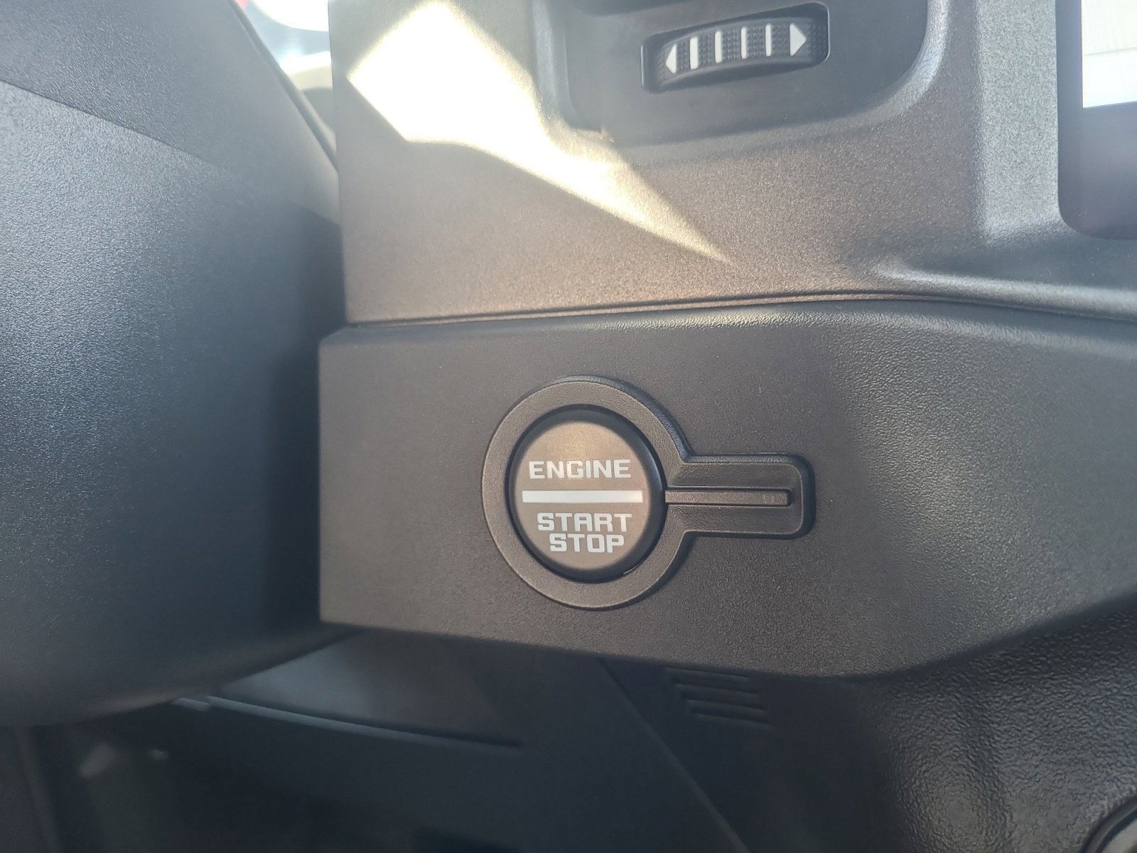 Certified 2025 Ford Bronco Badlands image 29