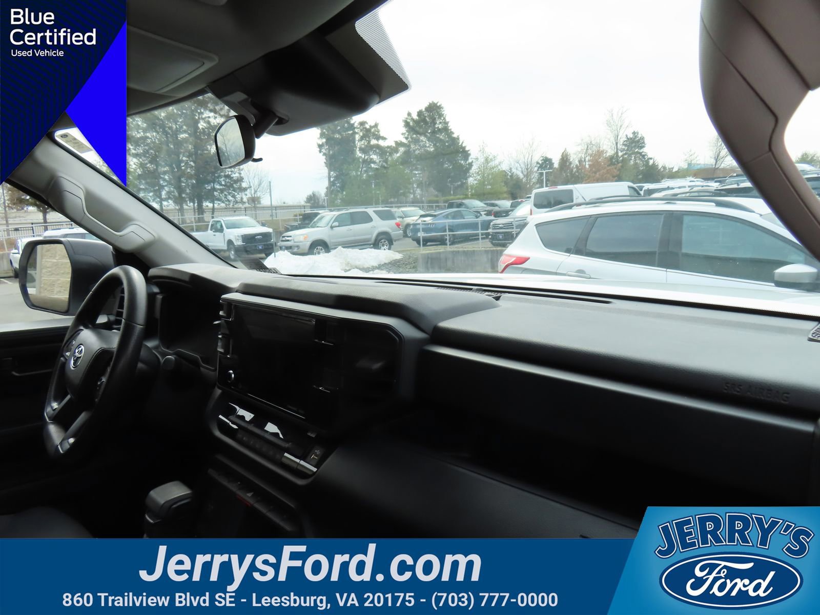 Used 2024 Toyota Tundra SR w/ SR Tow Package image 12