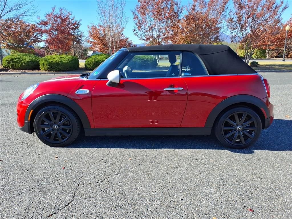 Used 2018 MINI Cooper S image 16