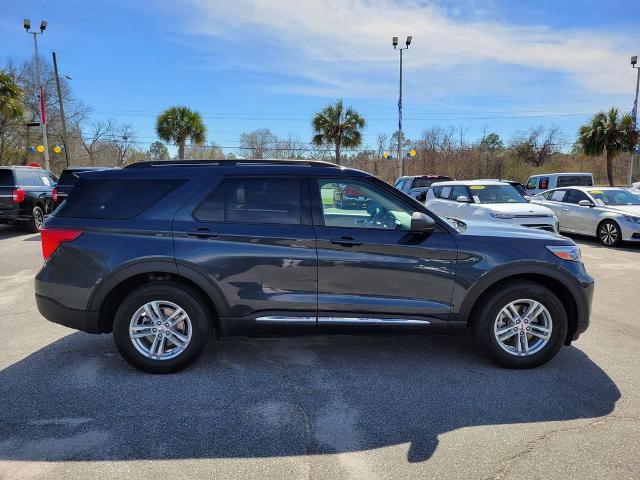 Certified 2022 Ford Explorer XLT image 6