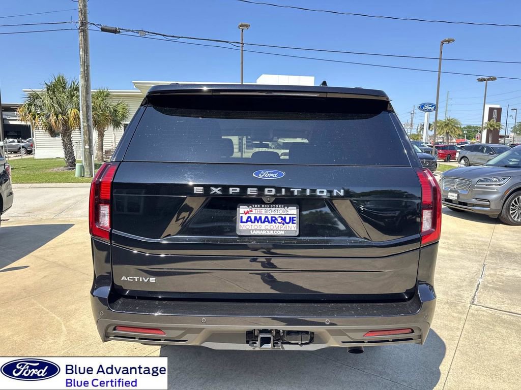 Certified 2025 Ford Expedition Active image 9