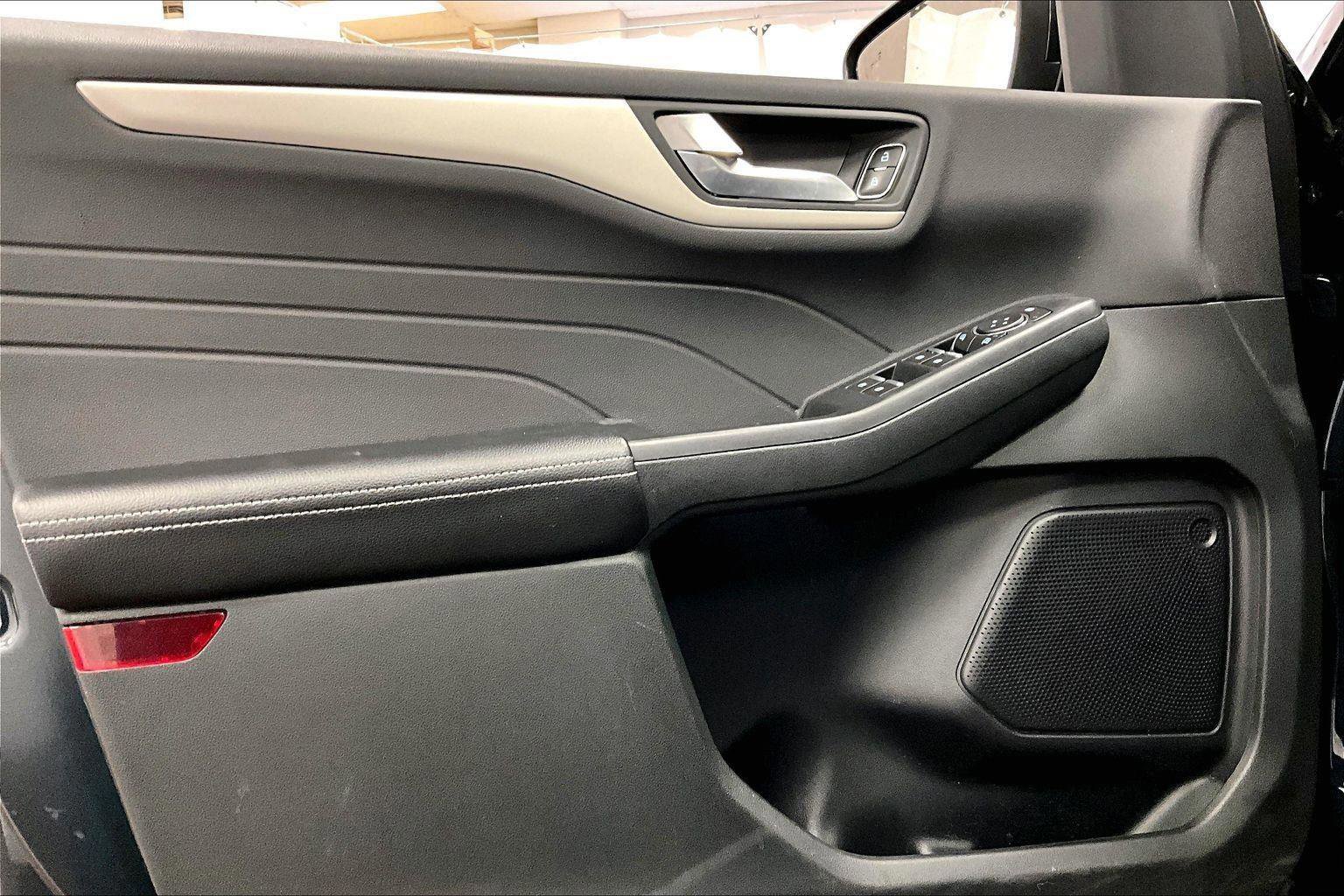 Certified 2022 Ford Escape SEL image 22