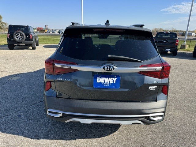 Used 2021 Kia Seltos EX image 7