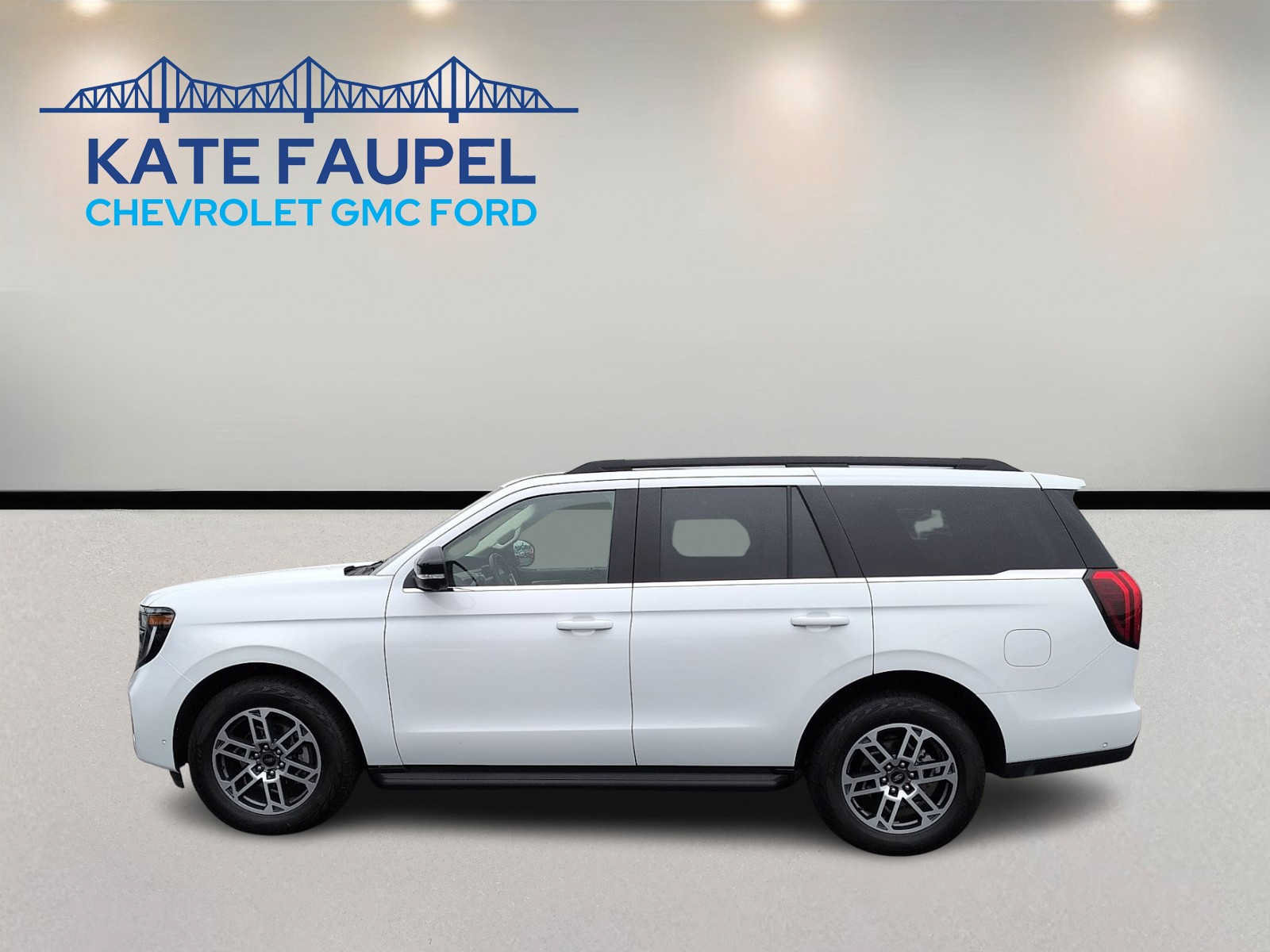 Certified 2025 Ford Expedition Active AWD/4WD image 4