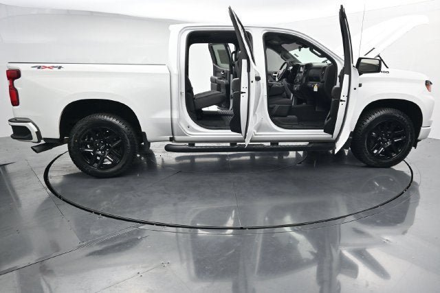 Used 2025 Chevrolet Silverado 1500 Custom w/ Turbomax Blackout Package AWD/4WD image 41