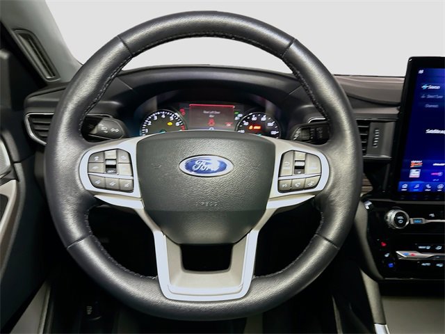 Certified 2023 Ford Explorer Limited w/ Limited Technology Package image 26