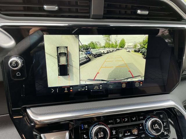 Used 2025 GMC Sierra 3500 Denali w/ Denali Reserve Package AWD/4WD image 34