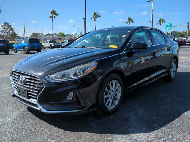 Used 2019 Hyundai Sonata SE w/ Winter Weather Package FWD image 9