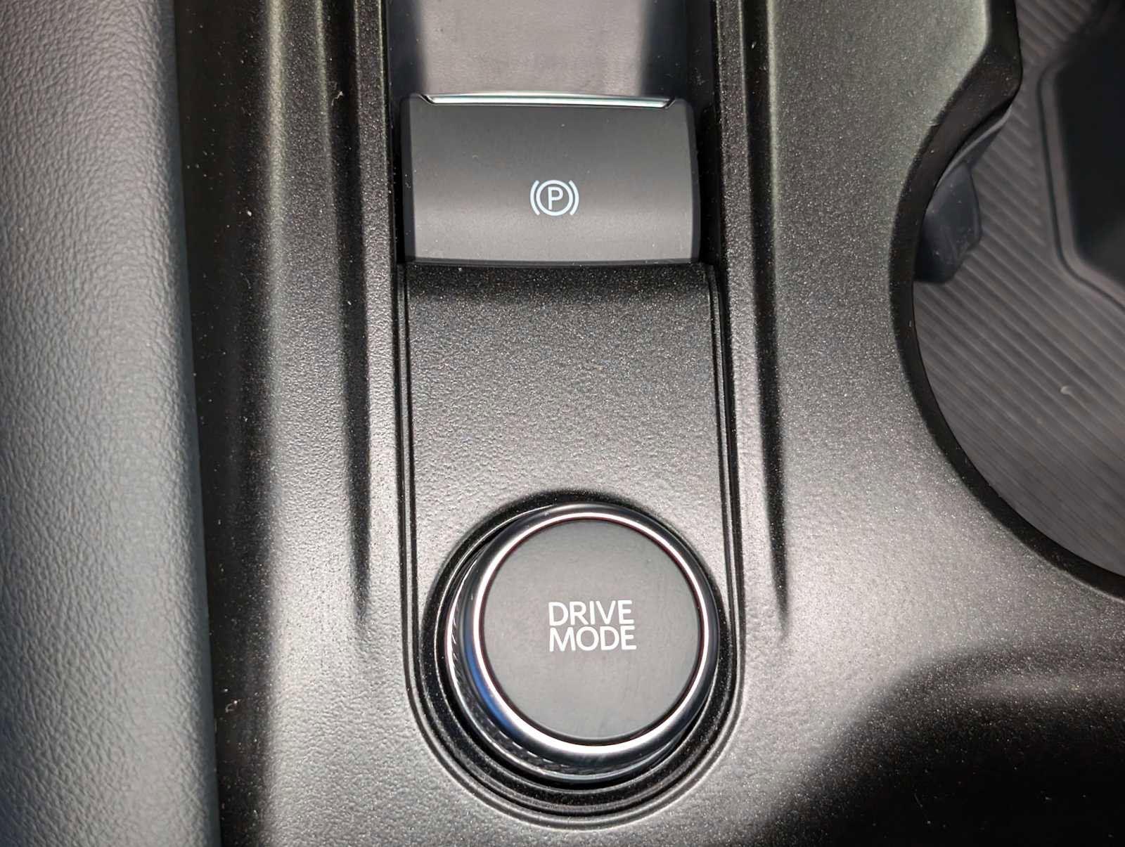 Certified 2025 Ford Explorer ST AWD/4WD image 30