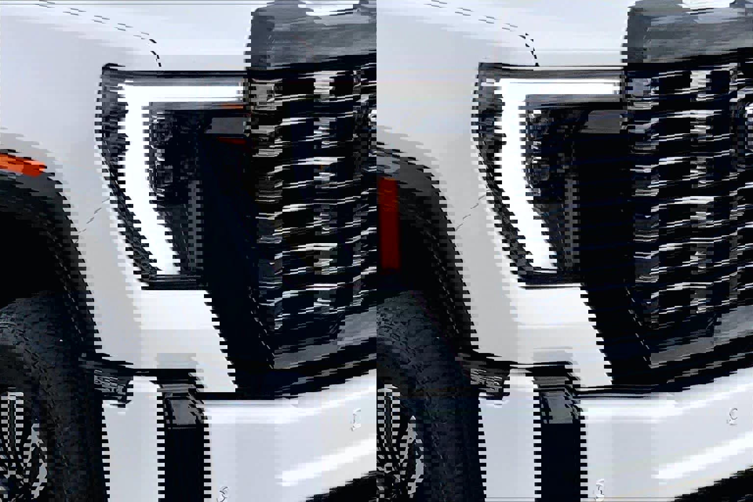 Used 2025 GMC Sierra 2500 Denali Ultimate image 25