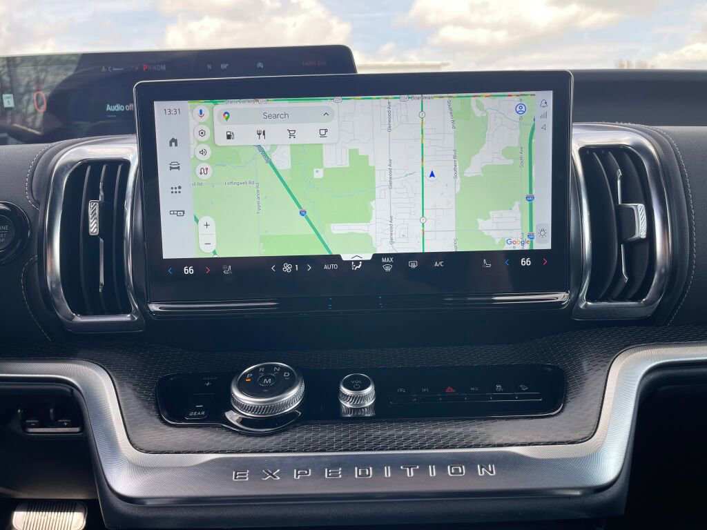 Certified 2025 Ford Expedition Max Platinum w/ Stealth Performance Package image 20