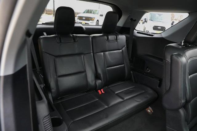 Certified 2022 Ford Explorer XLT w/ Equipment Group 202A image 40