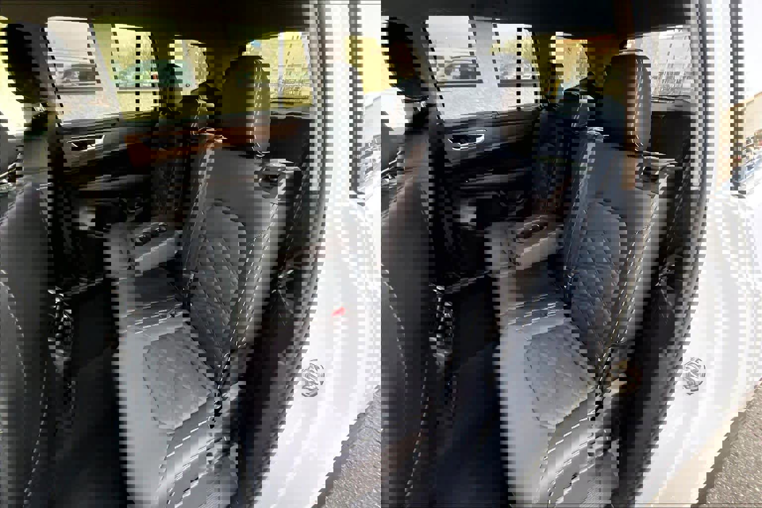 Used 2025 Volkswagen Atlas SE image 19