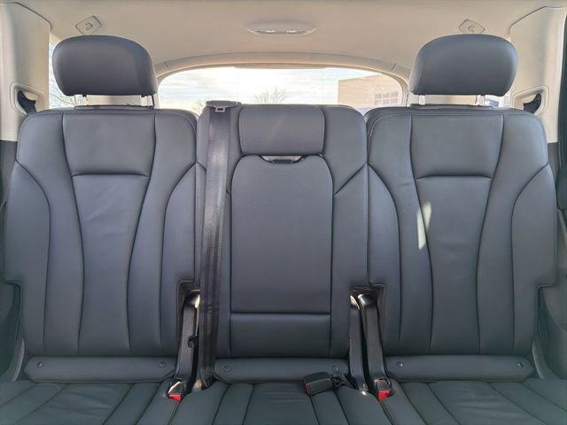 Used 2022 Audi Q7 2.0T Premium w/ Convenience Package image 31