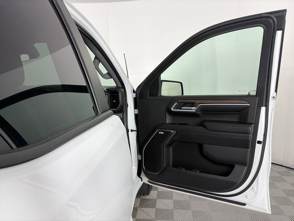 Used 2022 Chevrolet Silverado 1500 RST w/ Convenience Package II image 30