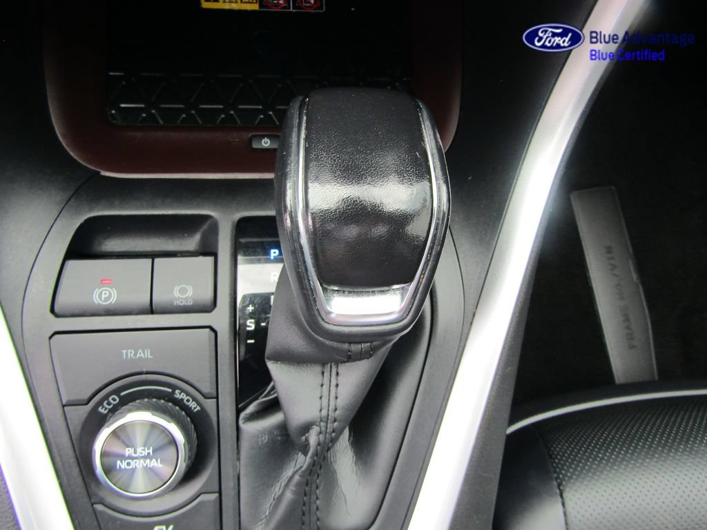 Used 2022 Toyota RAV4 Limited AWD/4WD image 52